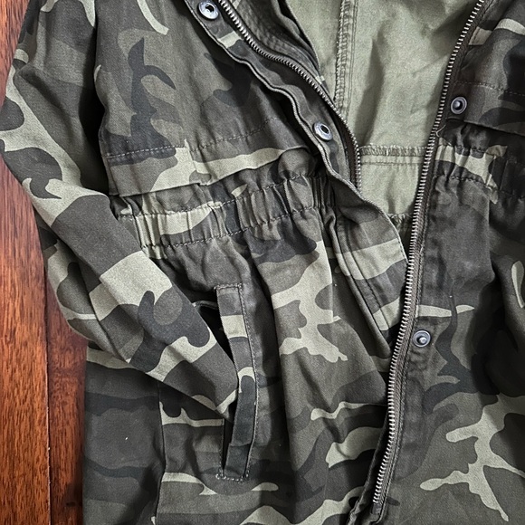 Miss selfie camo pattern hooded jacket with pockets - Picture 5 of 6